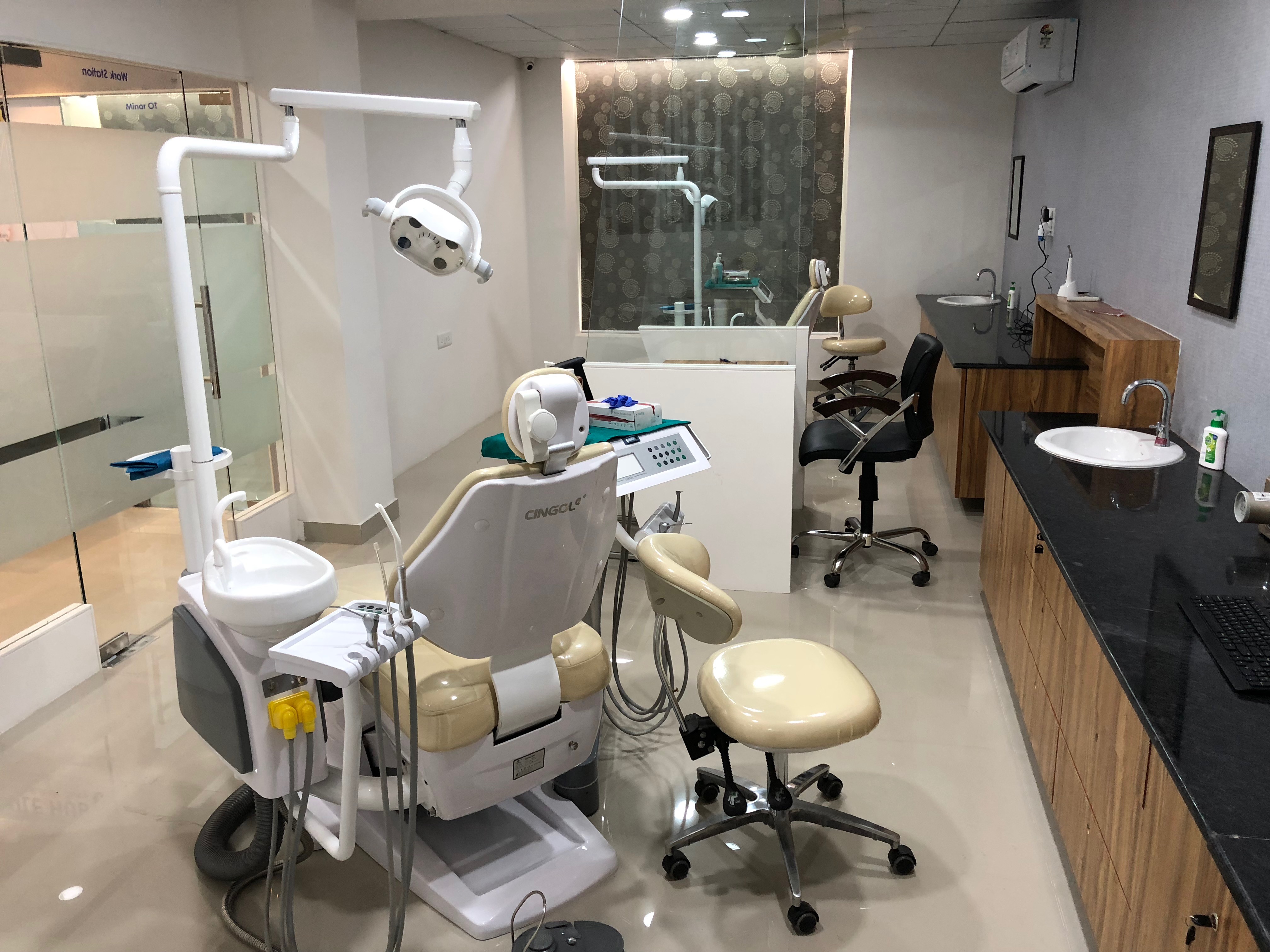 Best dental treatment in vibhuti khand lko